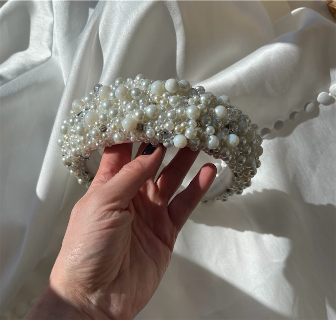 Crystal pearl Crown